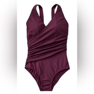NWT L.L. Bean Women’s One Piece Swimsuit Tanksuit Plus Size (24W) Royal Plum